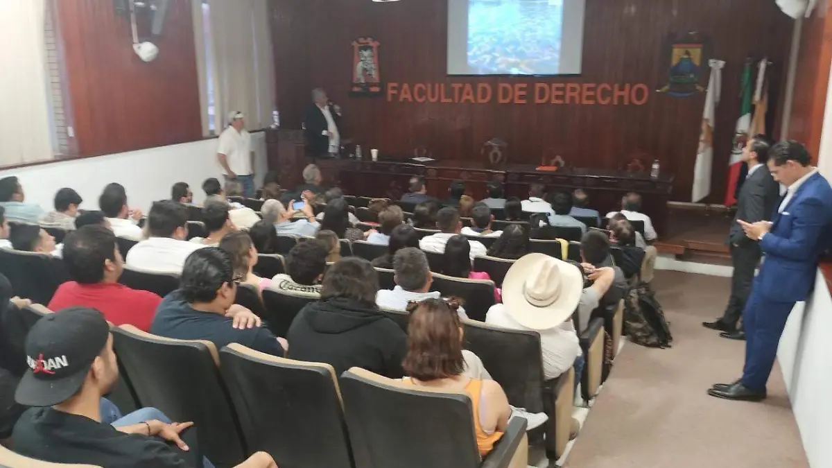 Facultad de Derecho 